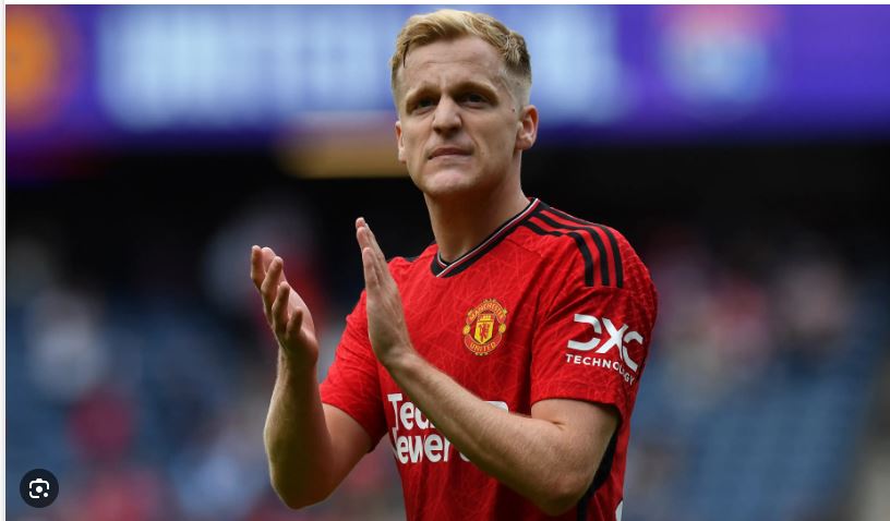 M.U chuẩn bị bán Van De Beek để dọn chỗ cho Marc Cucurella M.U chuẩn bị bán Van De Beek để dọn chỗ cho Marc Cucurella